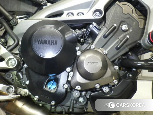 Engine photo