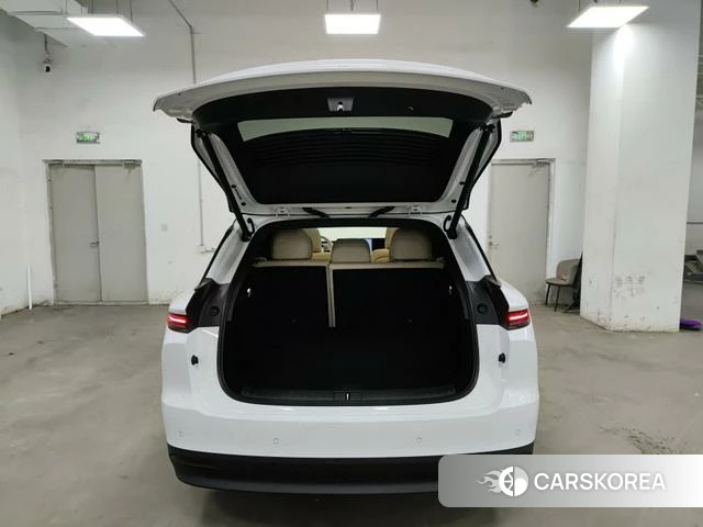 Ideal car Ideal i6 2026 Белый из Китая