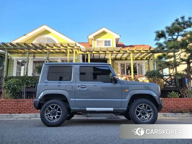 Suzuki Jimny 2024 Серебристо-серый из Кореи