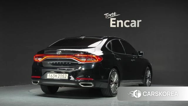 Hyundai Grandeur IG 2018 Черный из Кореи