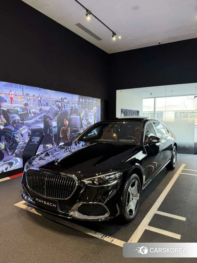 Mercedes-Benz Maybach S-class 2026 Черный из Китая