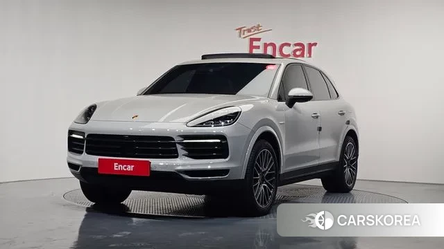 Porsche Cayenne (PO536) 2021 Серебряный из Кореи