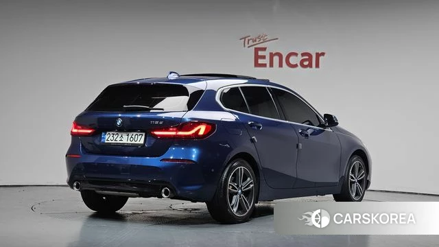 BMW 1 Series (F40) 2021 Синий из Кореи