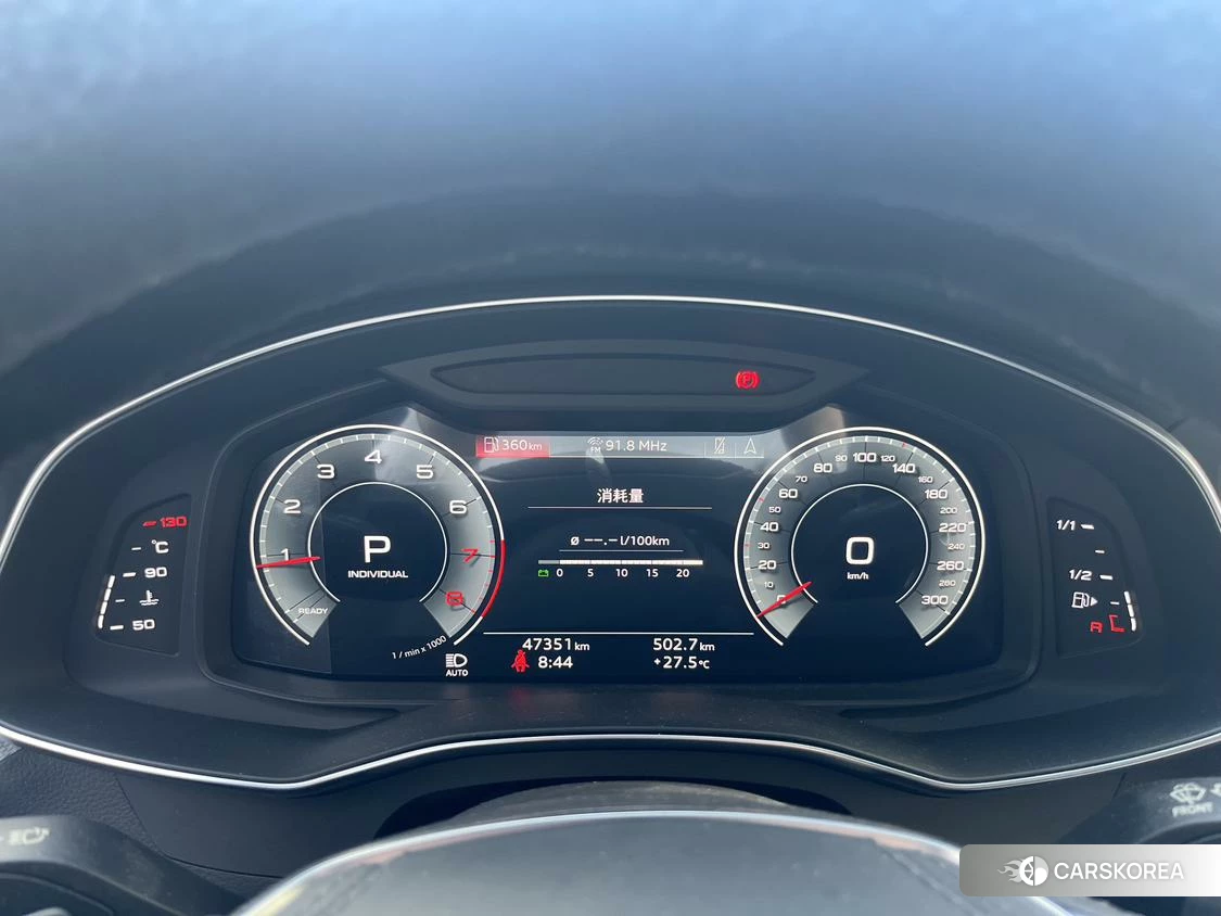 Audi A6L 2022 Черный из Китая