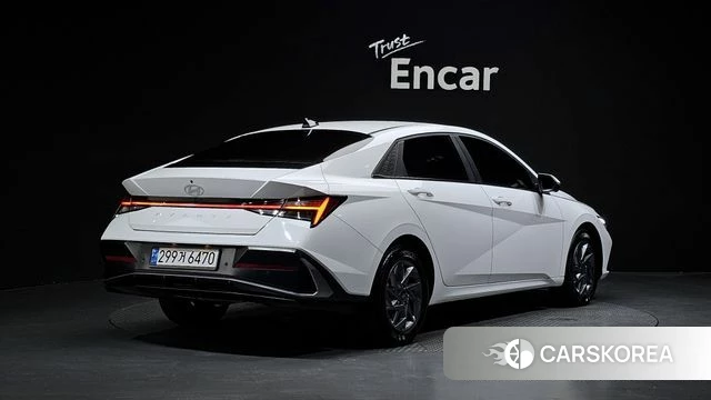 Hyundai The New Avante (CN7) 2024 Белый из Кореи