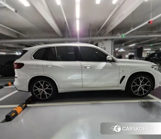 BMW X5 (G05) 2022 Белый из Кореи
