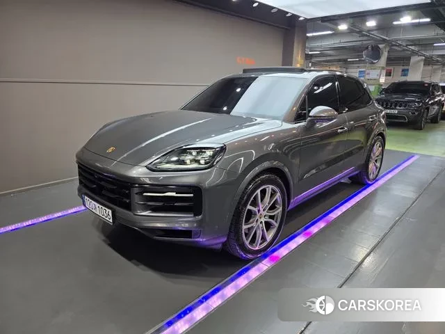 Porsche Cayenne (PO536) 2023 Серый из Кореи