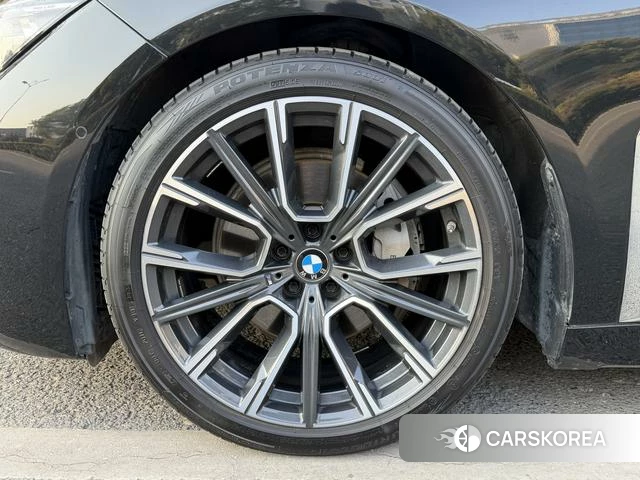 BMW 7 series id 4209924 из Китая