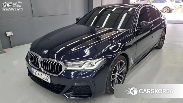 BMW 5 Series (G30) 2022 Черный из Кореи