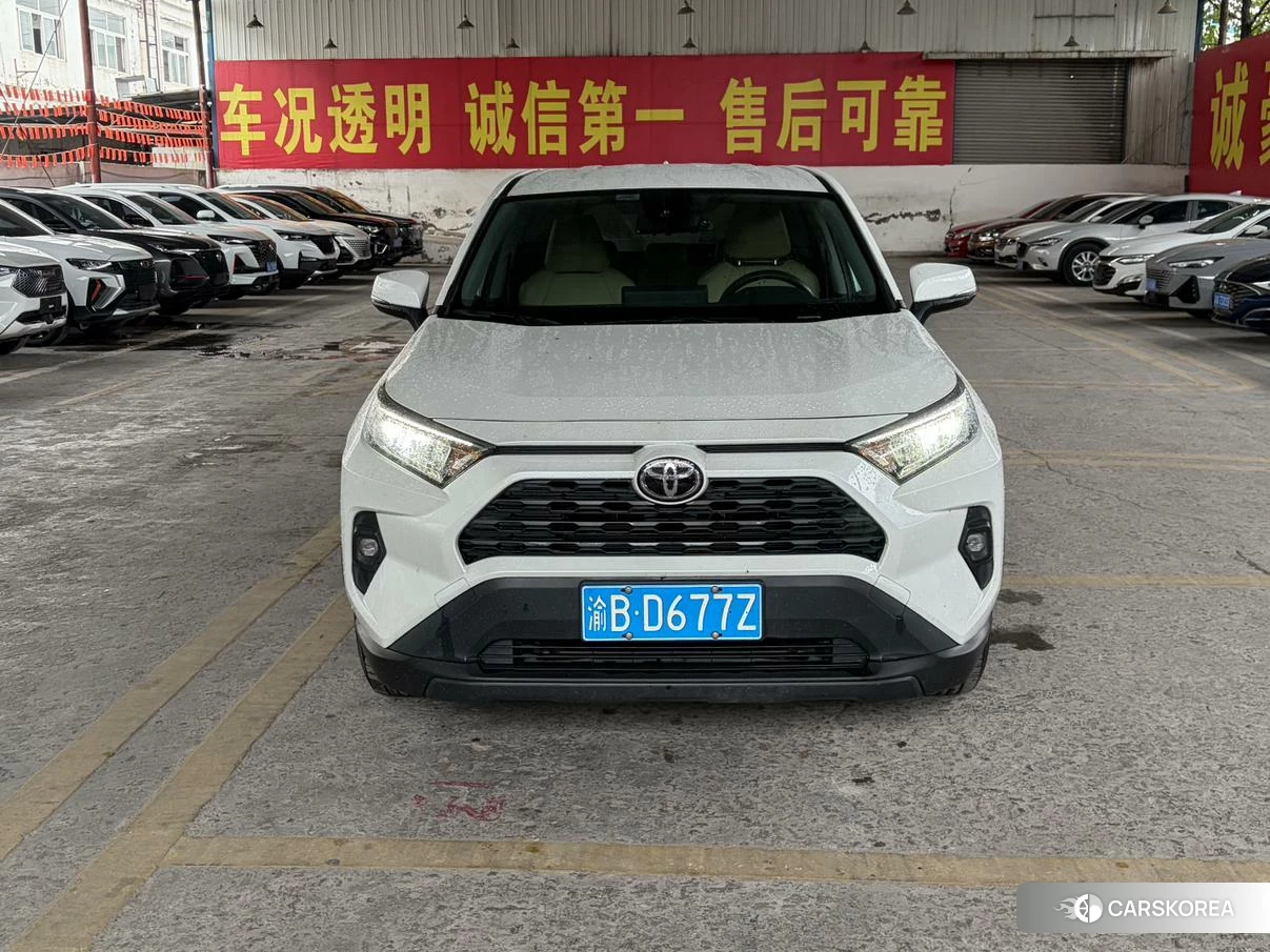 Toyota RAV4 Rongfang 2023 Белый из Китая