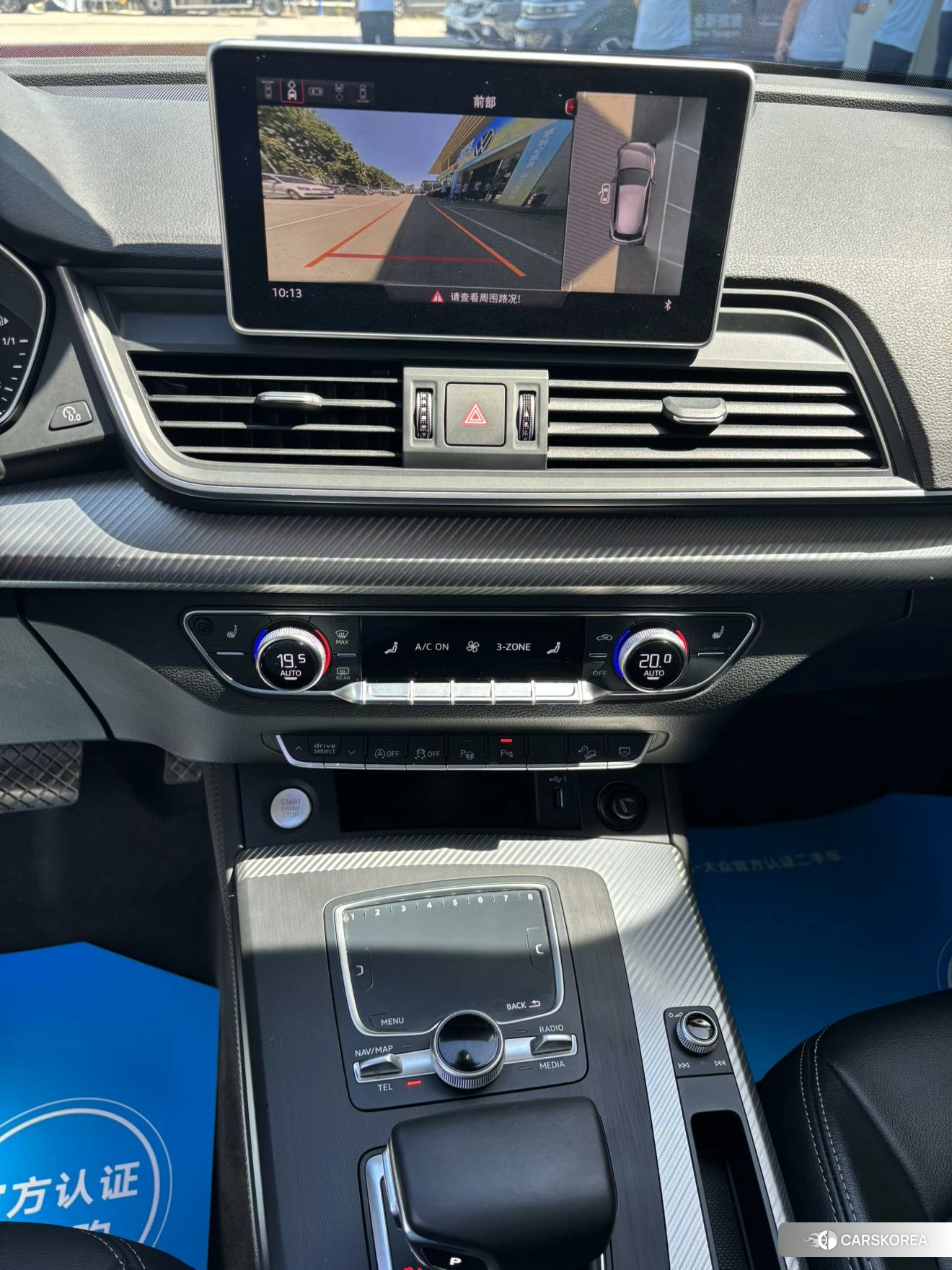 Audi Q5L 2019 Черный из Китая