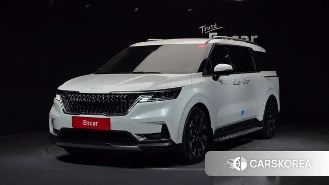 Kia Carnival 4th generation 2023 Белый из Кореи