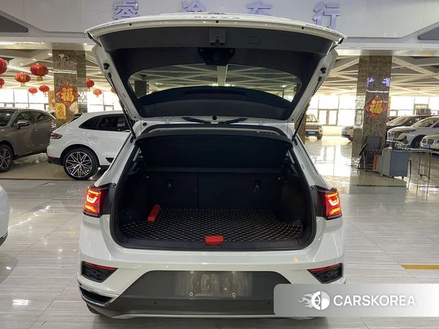 Volkswagen Exploring songs 2023 Белый из Китая