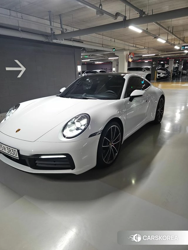 Porsche 911(992) 2022 Белый из Кореи
