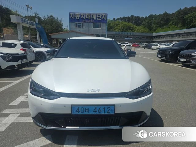 Kia EV6 2022 Белый из Кореи
