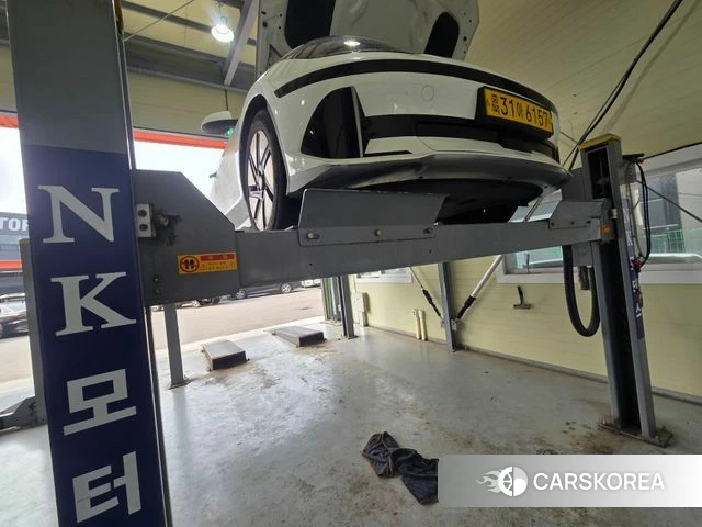 Hyundai Ionic 6 2023 Белый из Кореи