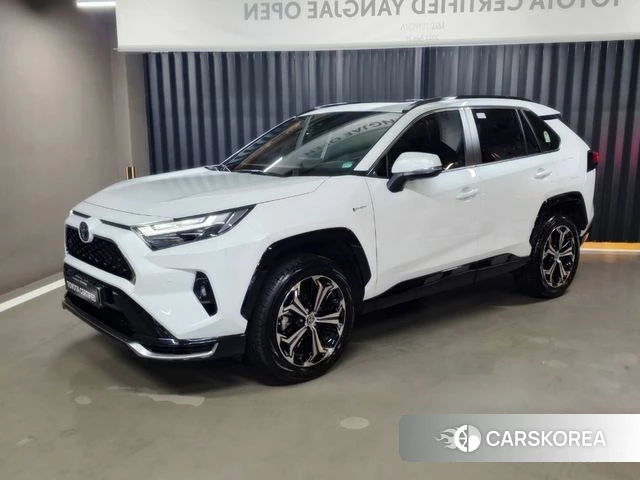 Toyota RAV4 5th Generation 2025 Белый из Кореи