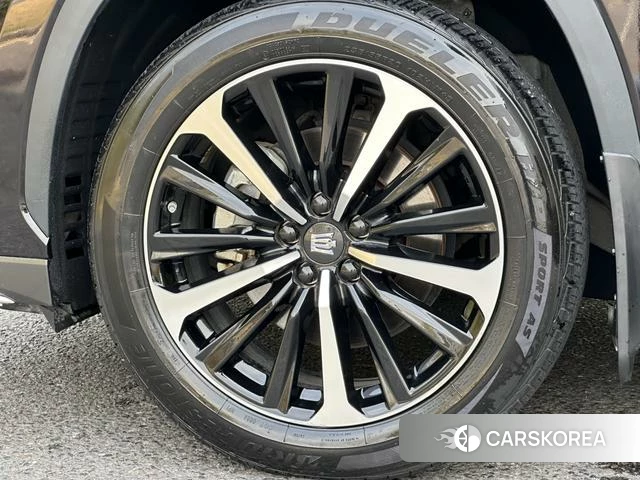 Toyota Crown Lufang 2022 Черный из Китая