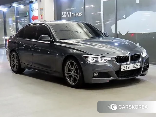 BMW 3 Series (F30) 2018 Серый из Кореи
