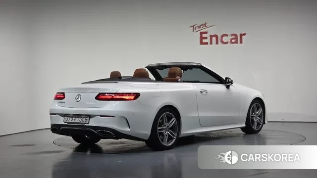 Mercedes-Benz E-Class W213 2020 Белый из Кореи