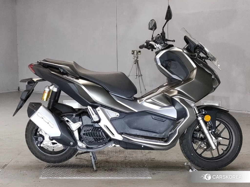 Проданный Honda ADV150 2019 из Японии