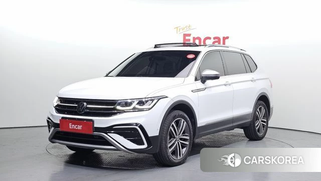 Volkswagen Tiguan Allspace 2023 Белый из Кореи