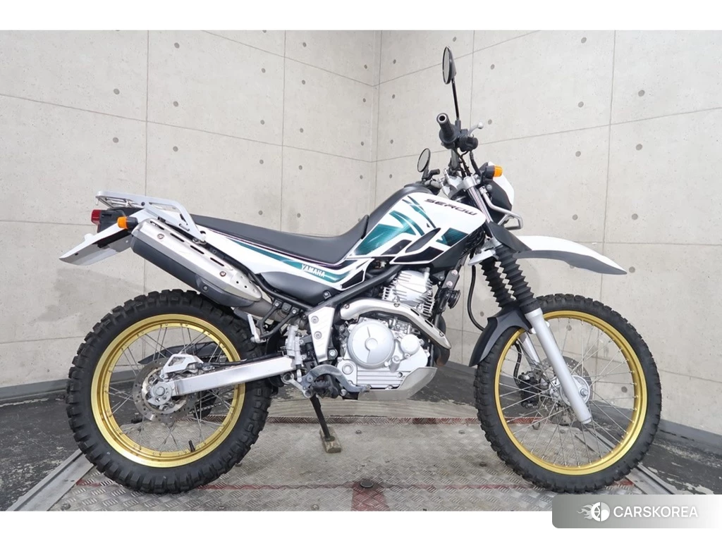 Проданный Yamaha SEROW 250 2013 из Японии