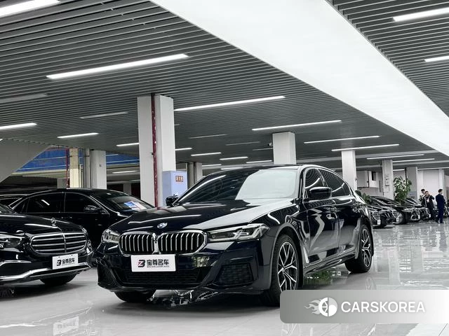 BMW 5 series 2023 Черный из Китая