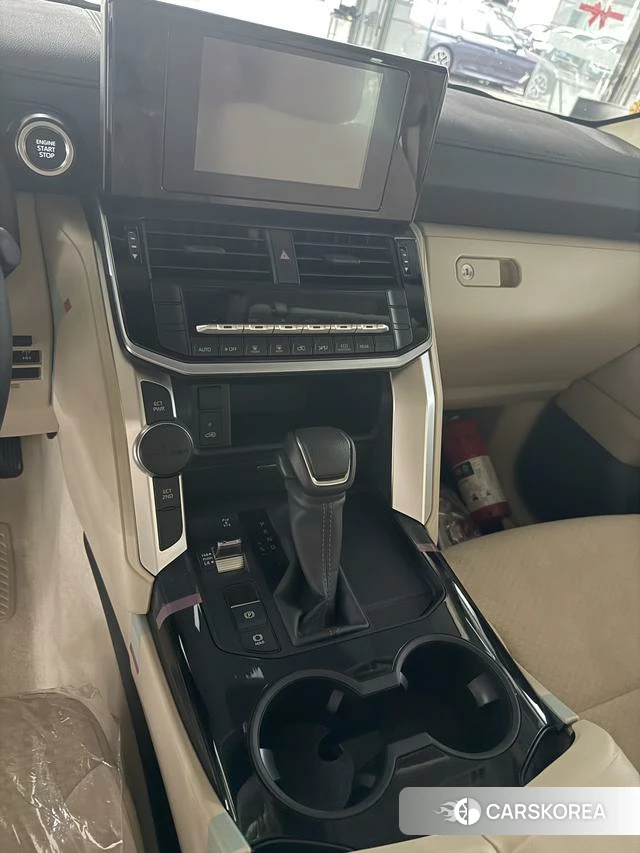 Toyota Land Cruiser (imported) 2026 Белый из Китая