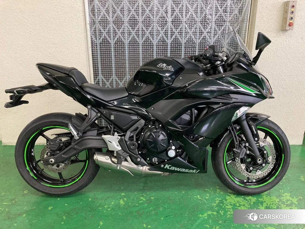 Проданный Kawasaki NINJA 650 ABS id 4158244 из Японии