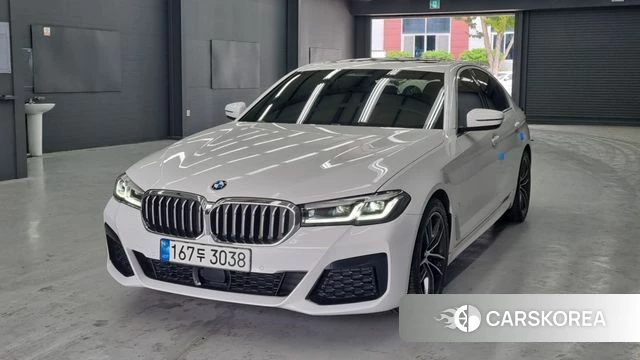 BMW 5 Series (G30) 2022 Белый из Кореи