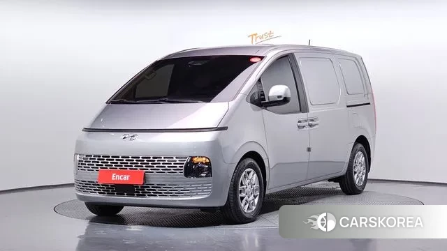 Hyundai Staria 2021 Серебристо-серый из Кореи