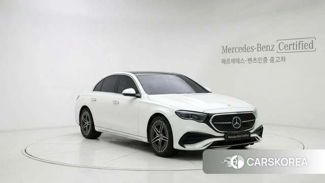 Mercedes-Benz E-Class W214 2025 Белый из Кореи