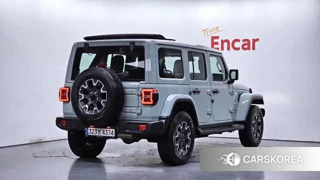 Jeep Wrangler (JL) 2024 Серебристо-серый из Кореи