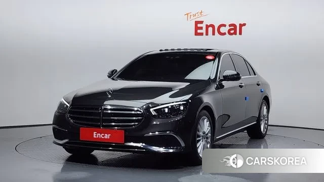 Mercedes-Benz E-Class W213 2022 Серый из Кореи