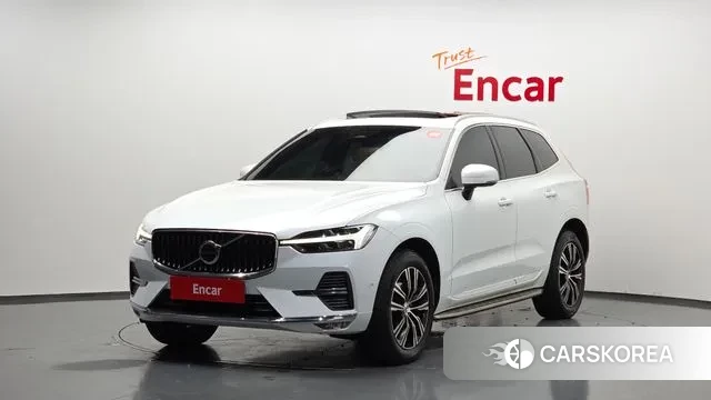 Volvo XC60 second Generation 2022 Белый из Кореи