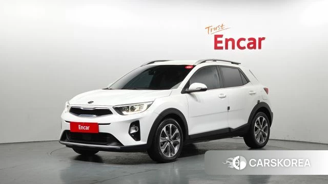 Kia Stonic 2019 Белый из Кореи