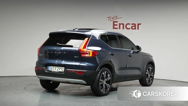Volvo XC40 2022 Синий из Кореи