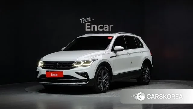 Volkswagen Tiguan second Generation 2022 Белый из Кореи