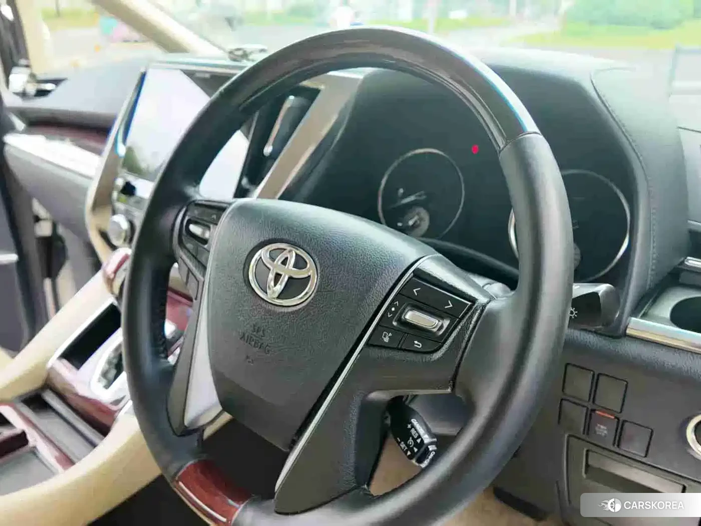 Toyota Alphard 2019 Белый из Китая