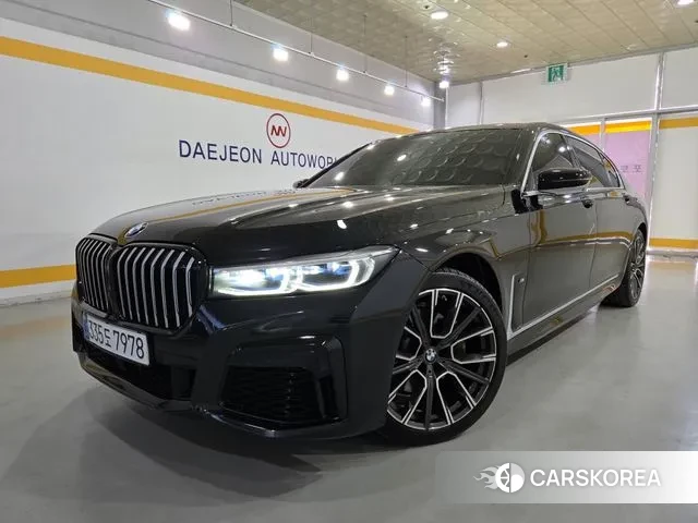 BMW 7 Series (G11) 2020 Черный из Кореи