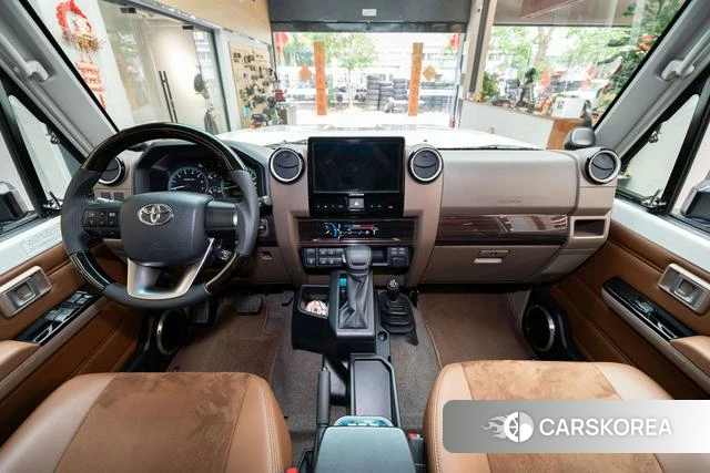 Toyota Land Cruiser (imported) 2024 Белый из Китая