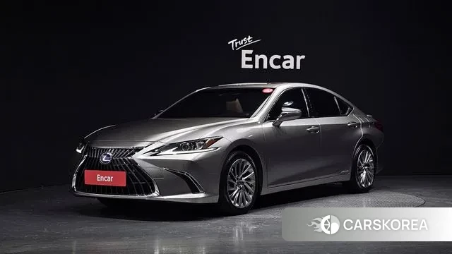 Lexus ES300h 7th generation 2022 Серебристо-серый из Кореи