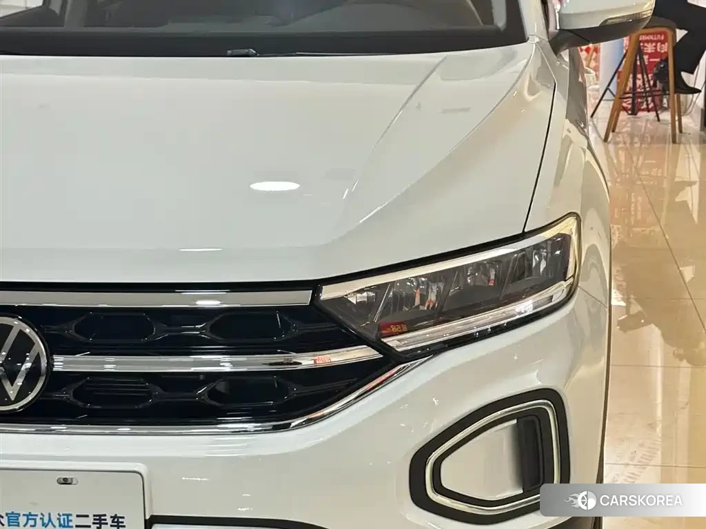Volkswagen T-ROC exploring Songs 2026 Белый из Китая