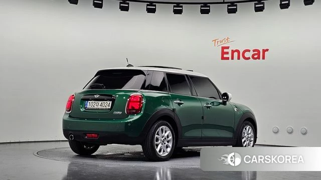 Mini Cooper 2020 Зеленый из Кореи