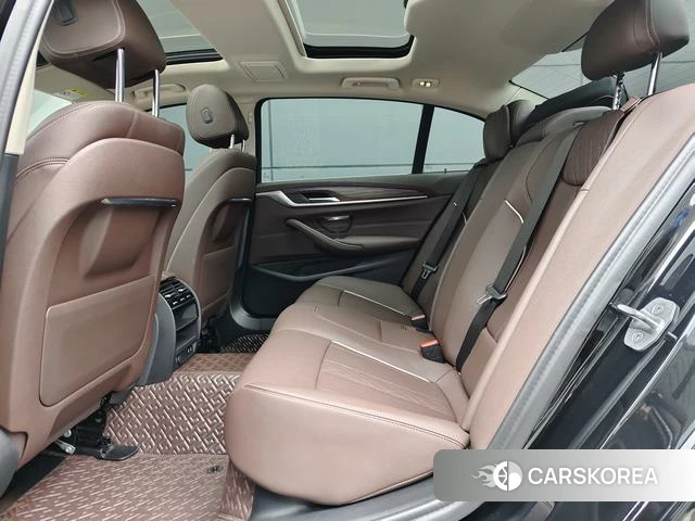 BMW 5 series PHEV id 3890856 из Китая