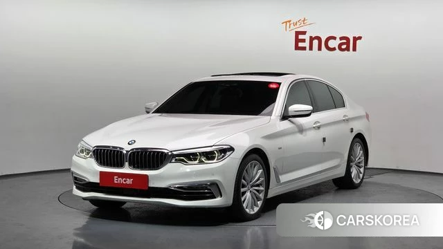 BMW 5 Series (G30) 2018 Белый из Кореи