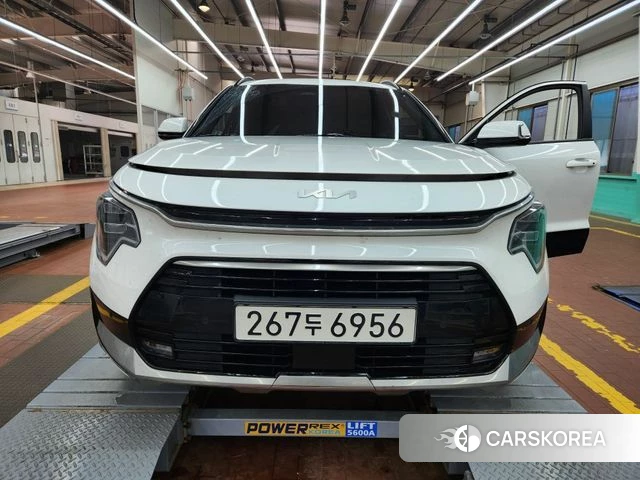 Kia Di Ol Nu Niro 2022 Белый из Кореи