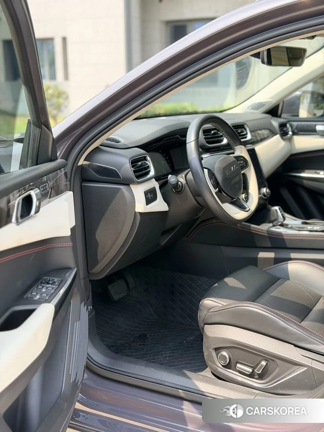 Lynk 02 2022 Фиолетовый из Китая