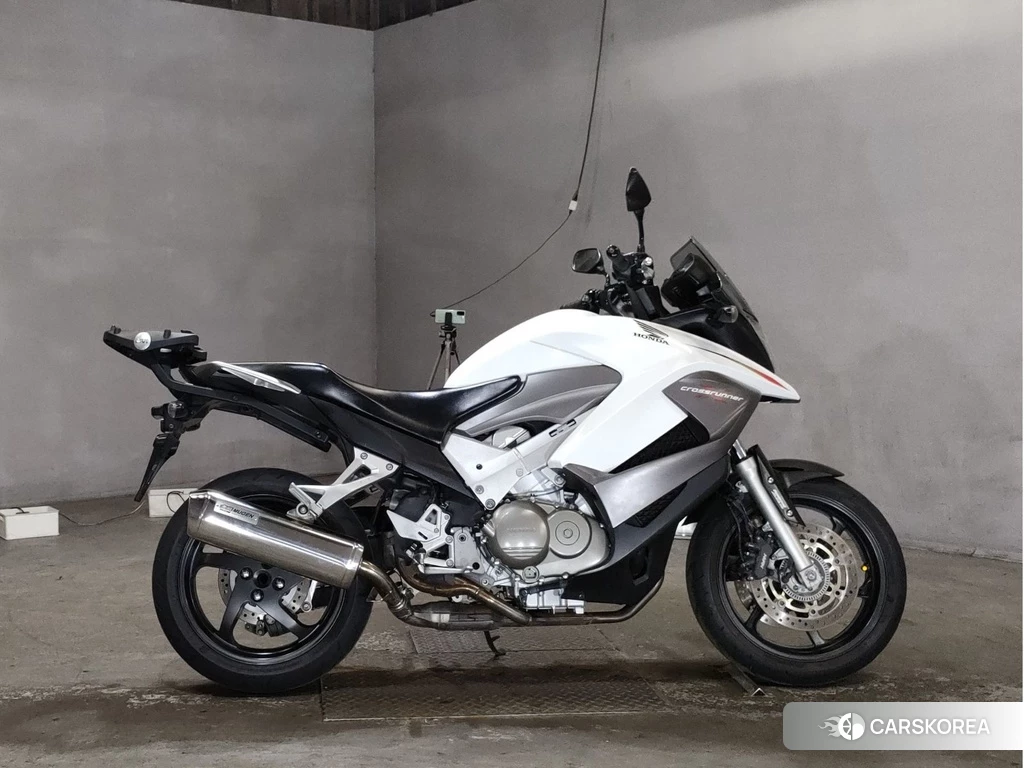 Проданный Honda VFR800X 2013 из Японии